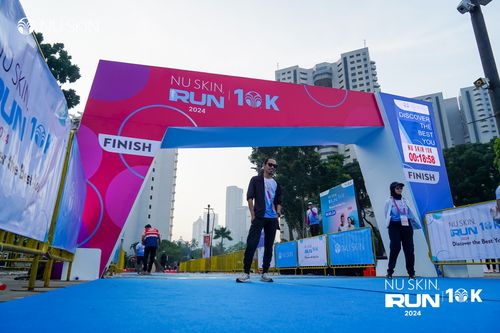 Race photo from Nu Skin Run 10K
