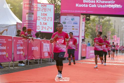Race photo from Smartfren Run 2025 