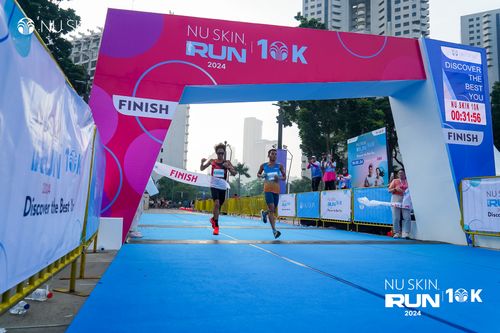 Race photo from Nu Skin Run 10K