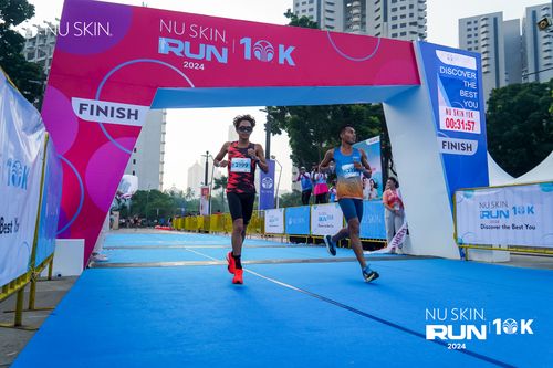 Race photo from Nu Skin Run 10K