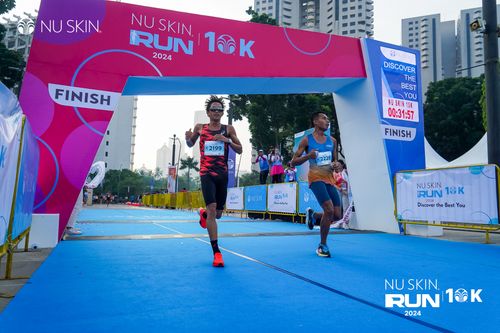 Race photo from Nu Skin Run 10K