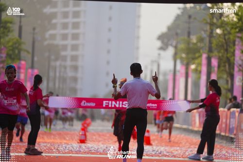 Race photo from Smartfren Run 2025 