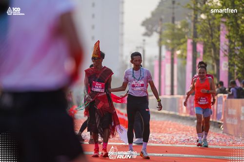 Race photo from Smartfren Run 2025 