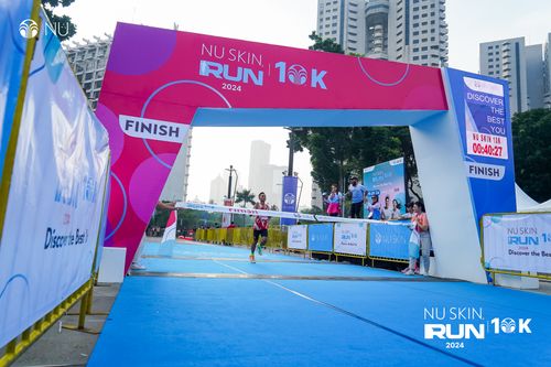 Race photo from Nu Skin Run 10K