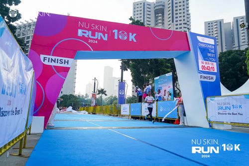 Race photo from Nu Skin Run 10K