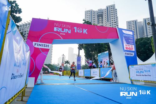 Race photo from Nu Skin Run 10K