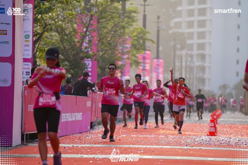 Race photo from Smartfren Run 2025 