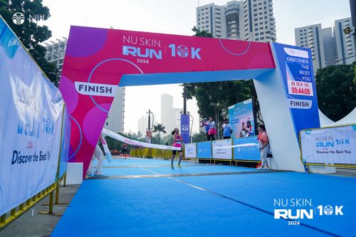 Race photo from Nu Skin Run 10K