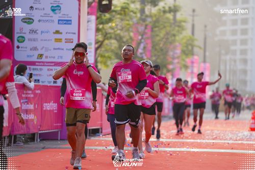 Race photo from Smartfren Run 2025 