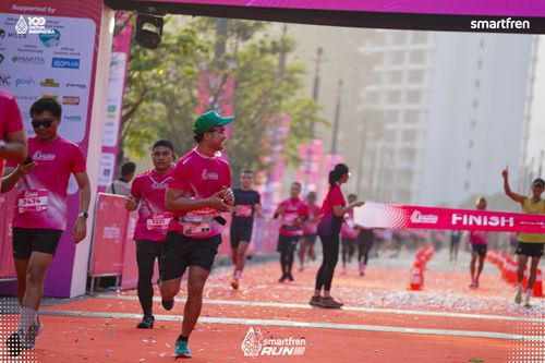 Race photo from Smartfren Run 2025 