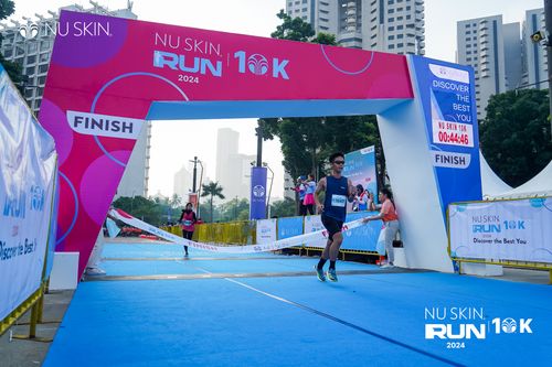 Race photo from Nu Skin Run 10K