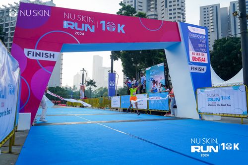 Race photo from Nu Skin Run 10K