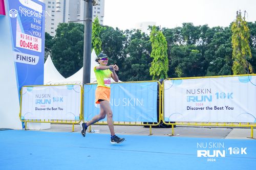 Race photo from Nu Skin Run 10K