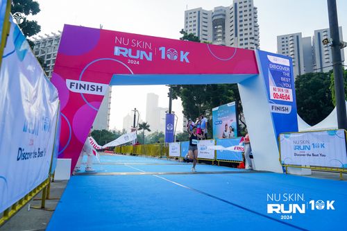 Race photo from Nu Skin Run 10K