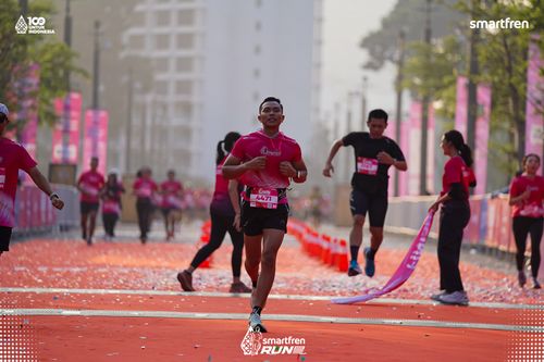 Race photo from Smartfren Run 2025 
