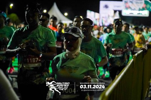 Race photo from Arutmin Borneo Run 2024