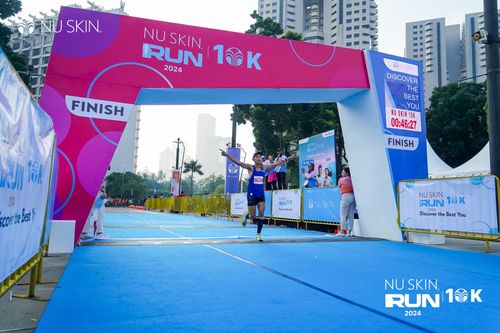Race photo from Nu Skin Run 10K