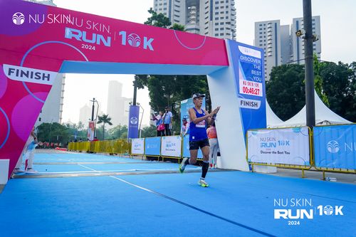 Race photo from Nu Skin Run 10K