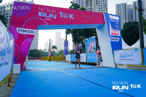 Race photo from Nu Skin Run 10K