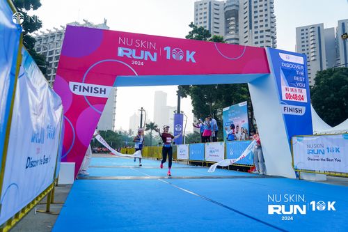 Race photo from Nu Skin Run 10K