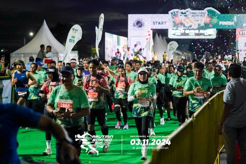 Race photo from Arutmin Borneo Run 2024