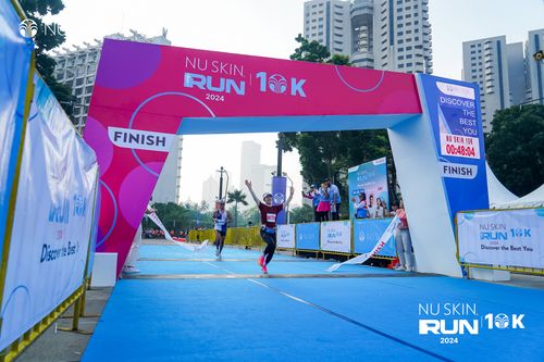 Race photo from Nu Skin Run 10K