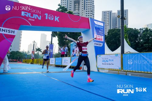 Race photo from Nu Skin Run 10K