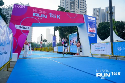 Race photo from Nu Skin Run 10K