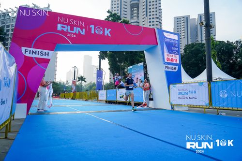 Race photo from Nu Skin Run 10K