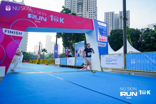 Race photo from Nu Skin Run 10K