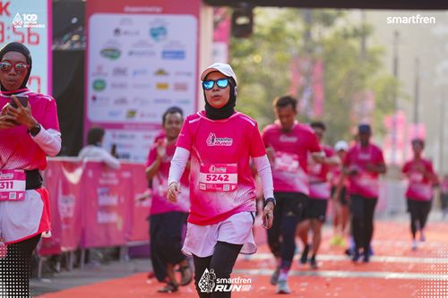 Race photo from Smartfren Run 2025 
