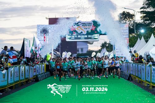 Race photo from Arutmin Borneo Run 2024