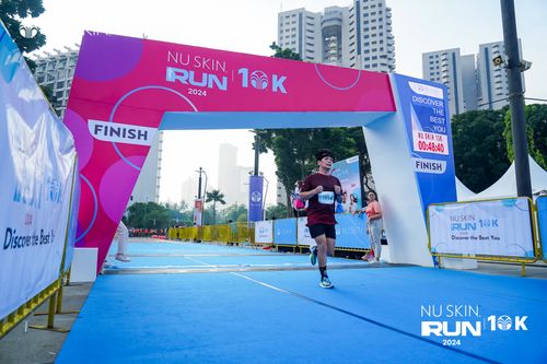 Race photo from Nu Skin Run 10K
