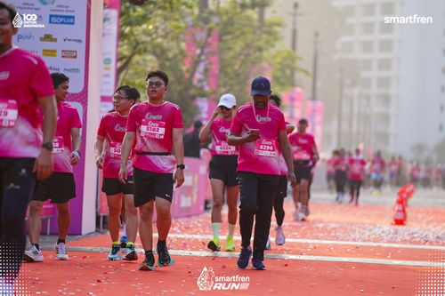 Race photo from Smartfren Run 2025 