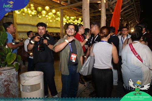 Race photo from Telin Batic 2024 Photo Search