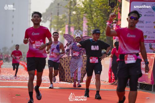 Race photo from Smartfren Run 2025 