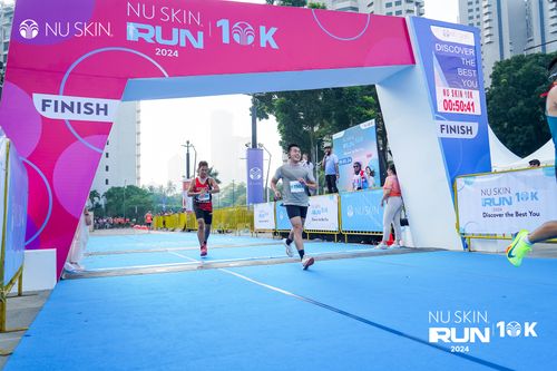 Race photo from Nu Skin Run 10K