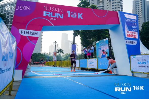 Race photo from Nu Skin Run 10K