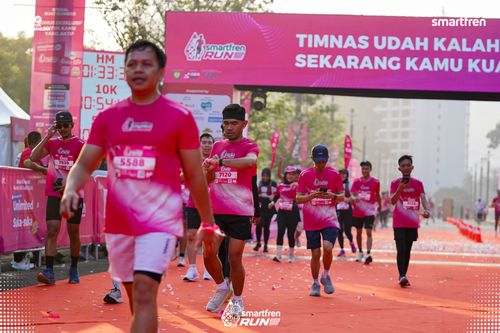 Race photo from Smartfren Run 2025 