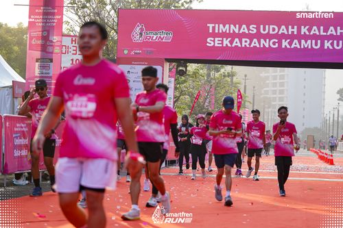 Race photo from Smartfren Run 2025 
