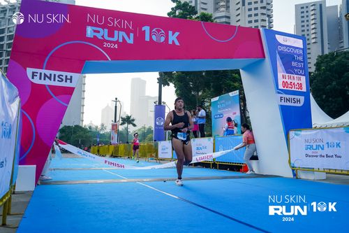 Race photo from Nu Skin Run 10K
