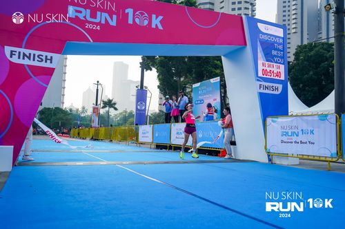 Race photo from Nu Skin Run 10K