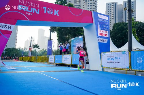 Race photo from Nu Skin Run 10K