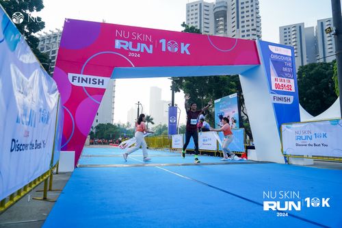 Race photo from Nu Skin Run 10K