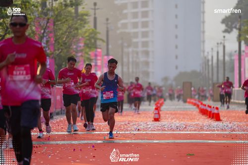 Race photo from Smartfren Run 2025 