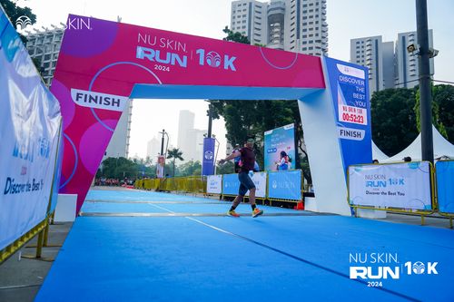 Race photo from Nu Skin Run 10K