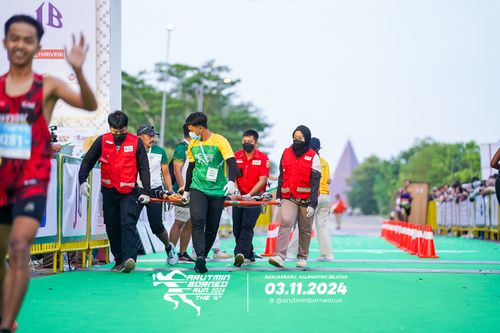 Race photo from Arutmin Borneo Run 2024