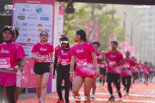 Race photo from Smartfren Run 2025 