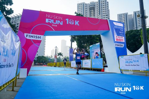 Race photo from Nu Skin Run 10K