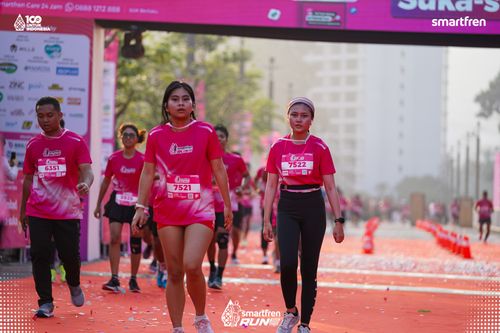 Race photo from Smartfren Run 2025 
